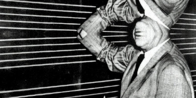 Cover art for Sechs Kleine Klavierstücke EP, contains a warped black and white photograph of Schoenberg